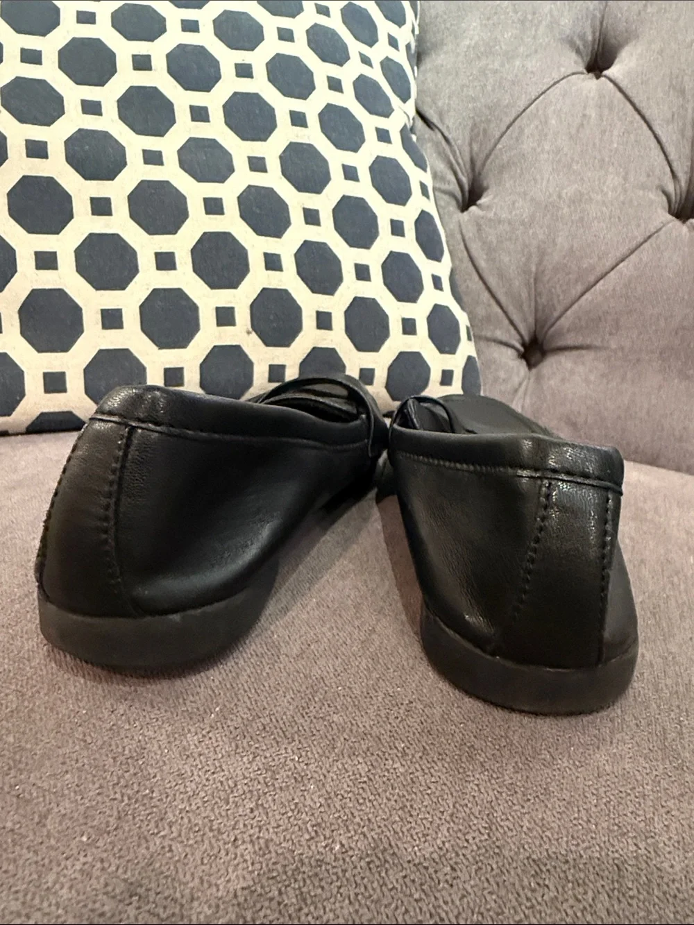 Journee Collection Men's Black Slip-On Penny Loafers